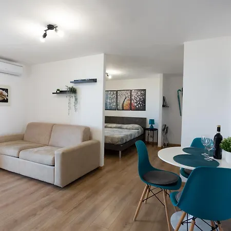 Homyhome Апартаменты Чивитавеккья